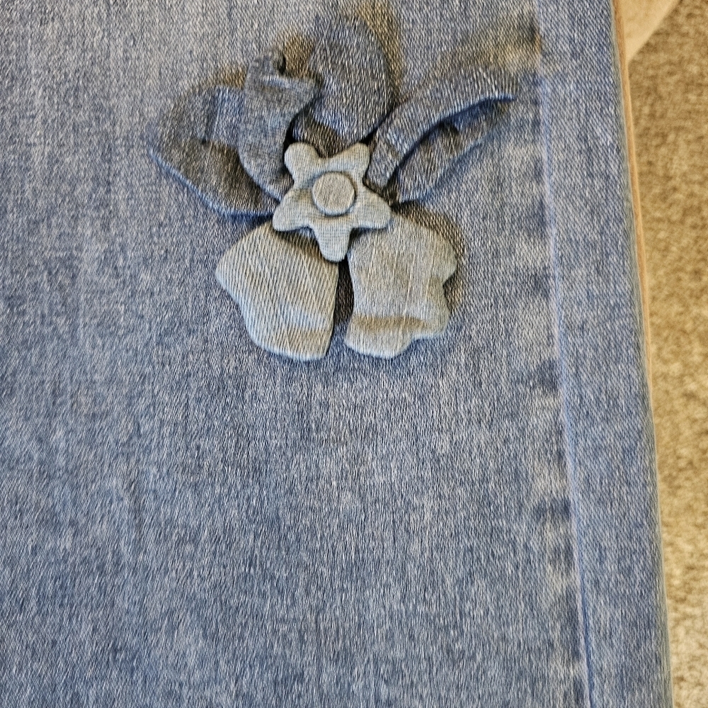 Fashion Nova Floria Baggy Wide Leg Light/Med Wash Jeans Size 11 - Picture 4 of 16